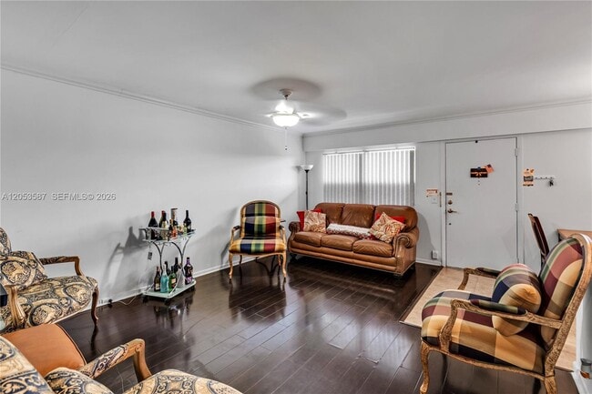 Foto del edificio - 801 SW 133rd Terrace