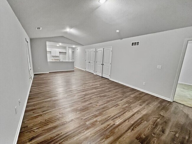 Building Photo - 4105 Brooklyn Ave