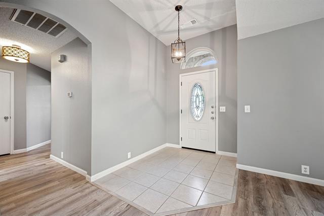 Foto del edificio - 508 Dartmouth Ln