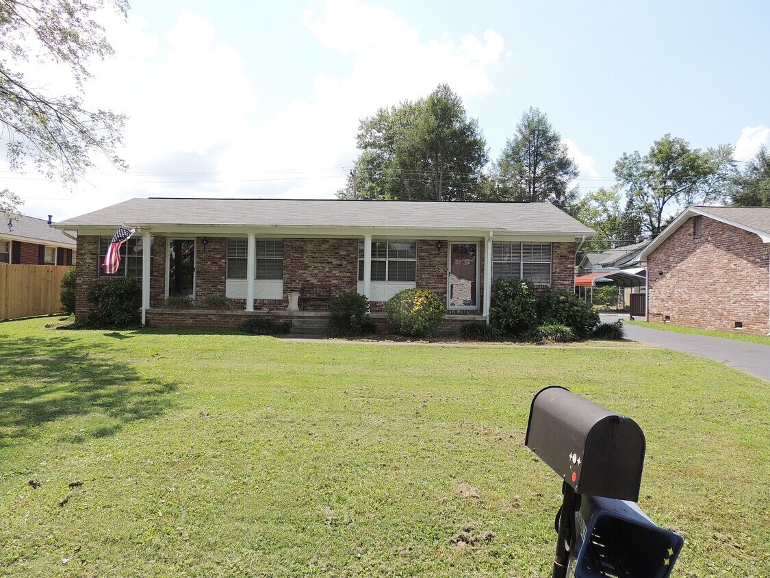 1637 Ramsay St, Alcoa, TN 37701 House Rental in Alcoa, TN