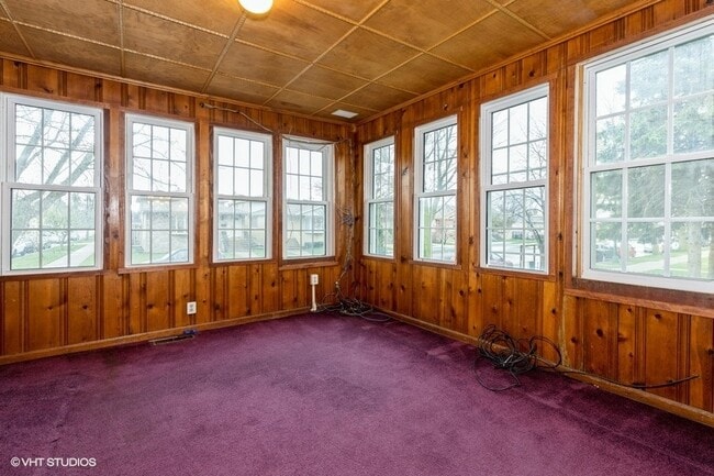 Building Photo - 3836 N Oak Park Ave
