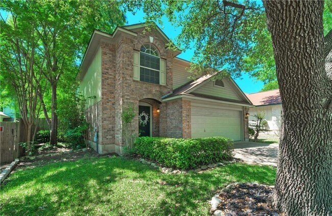 Foto del edificio - 1319 Strickland Dr