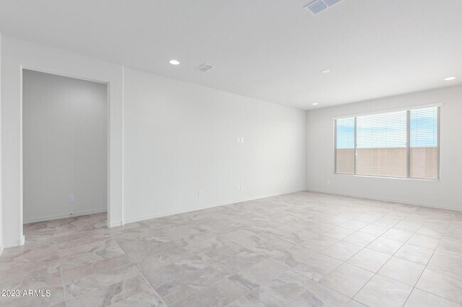 Foto del edificio - 8529 S 67th Dr