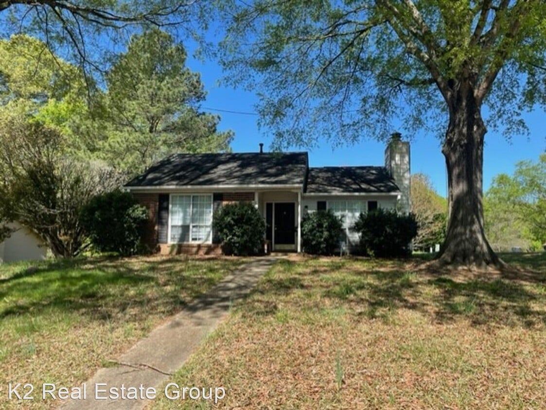 Primary Photo - 2 br, 1 bath House - 6500 Pineburr Road