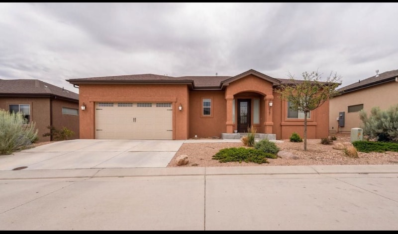 Primary Photo - 2287 Red Vista Ct