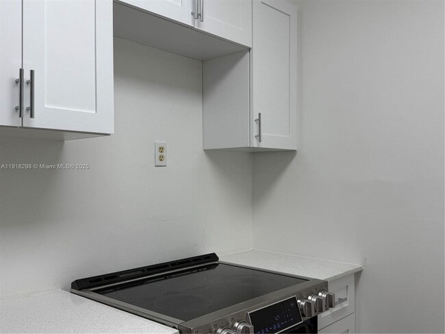 Foto del edificio - 6420 SW 18th Terrace