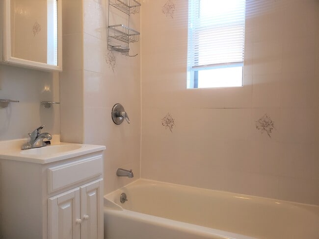 Bathroom - 117 Corbin Ave