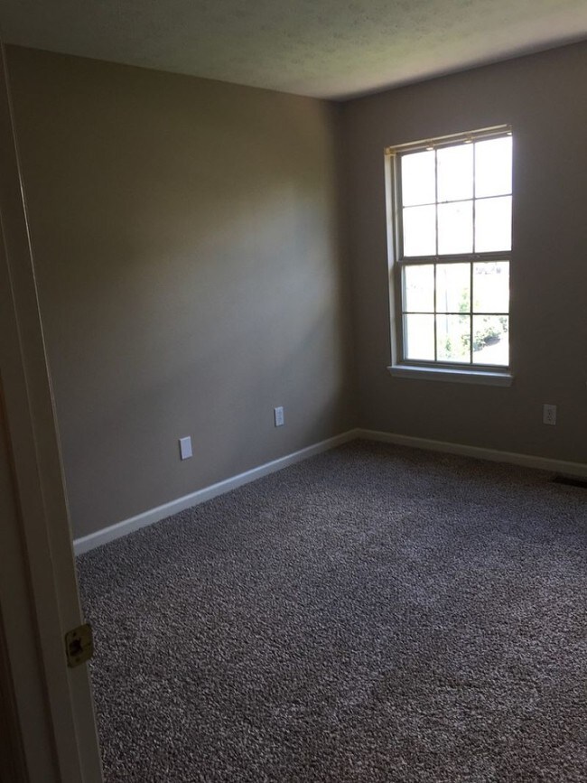 Building Photo - 981 Chas Dr