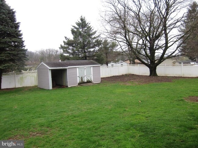Building Photo - 690 Fulling Mill Rd