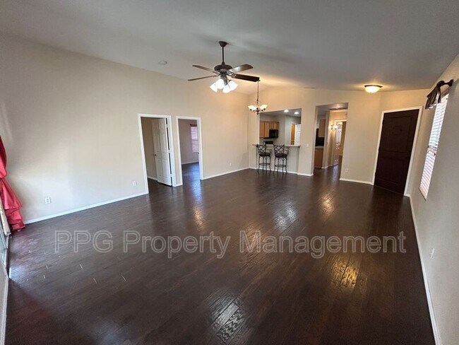 Foto del edificio - 16265 N 138th Ave