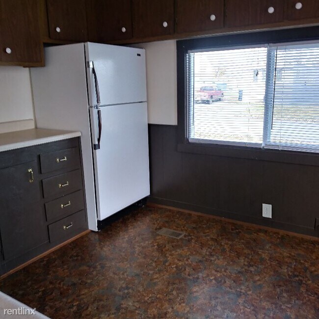 Building Photo - 3 br, 1 bath Mobile Home - 113 Jack St