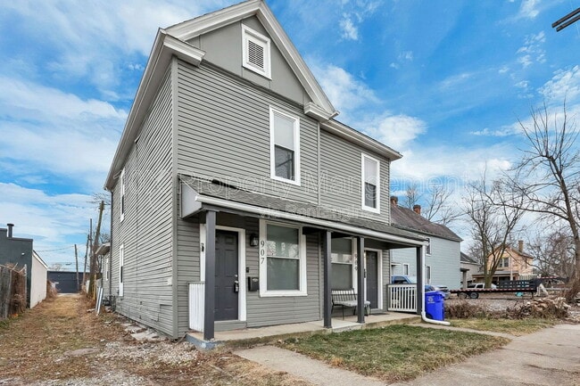 Building Photo - 907 Scott St