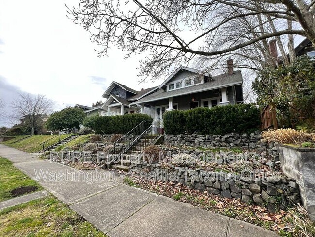 Foto del edificio - 1232 S Ainsworth Ave