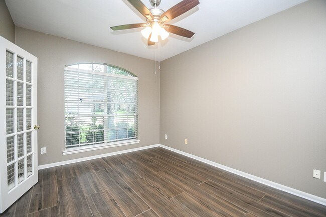 Foto del edificio - 3107 Pennywell Ln