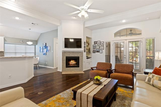 Foto del edificio - 407 Buttonwood Dr