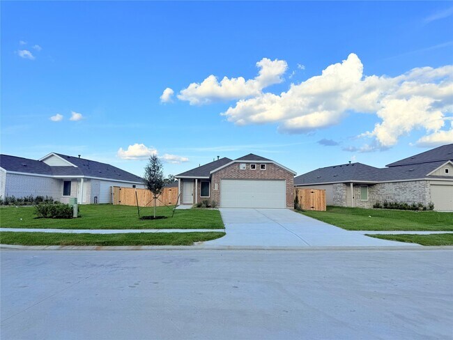 Building Photo - 17941 Valle Cupa Ln