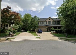 Building Photo - 9357 Gloxinia Way