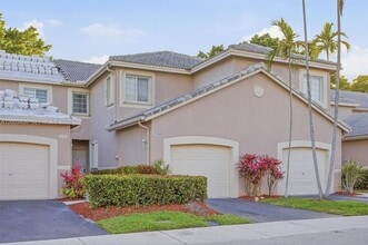 Building Photo - 2066 Madeira Dr