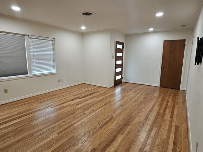 Foto del edificio - 1518 Lawrence St