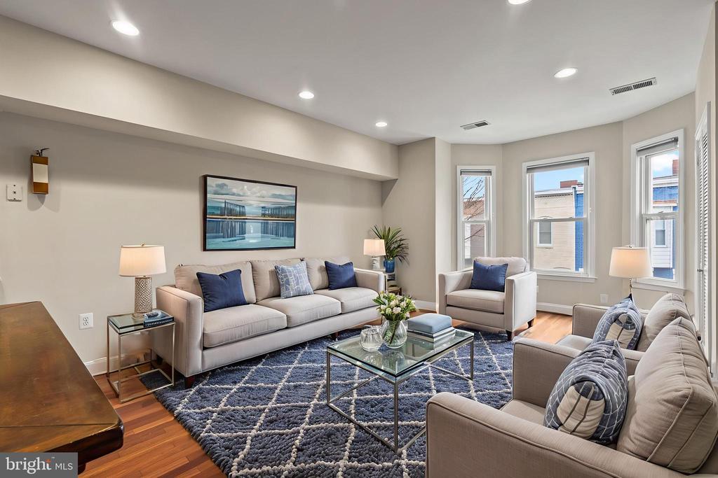 Foto principal - 23 Bates St NW