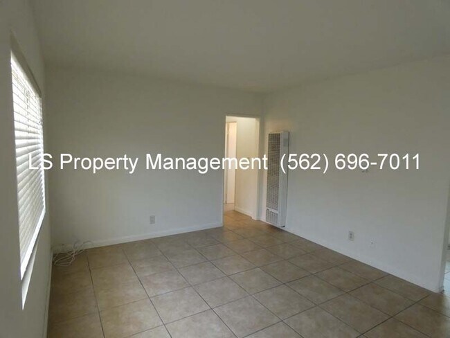 Foto del edificio - Elizabeth Ave. 9337