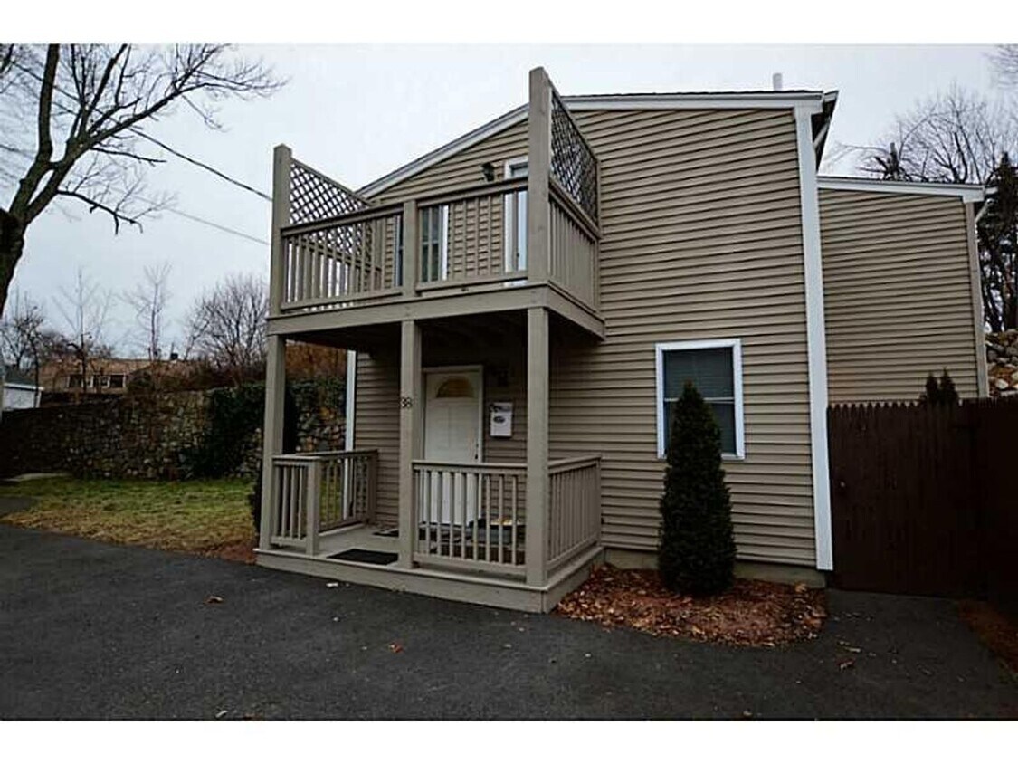 Primary Photo - 3 Bedroom 1.5 Bath House for Rent! Legacy ...
