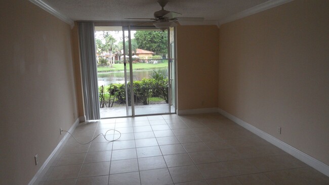 Building Photo - 10749 - Menkin LOJ 7-104 Condo