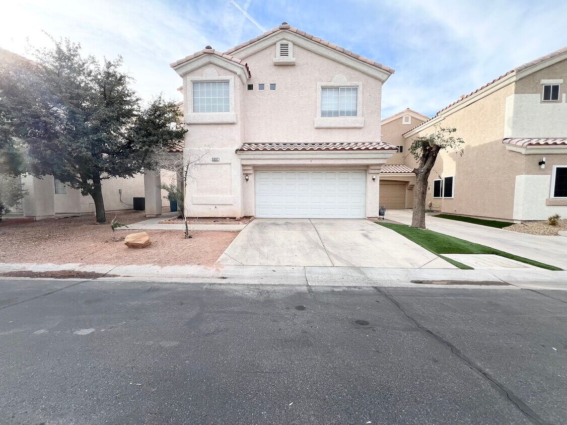 Primary Photo - 5997 Aimless St