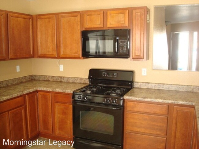 Building Photo - 4 br, 3 bath House - 2877 Meriwether St