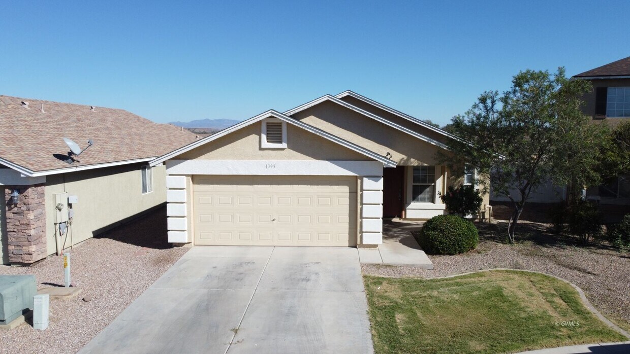 Foto principal - 1395 Graham Ln
