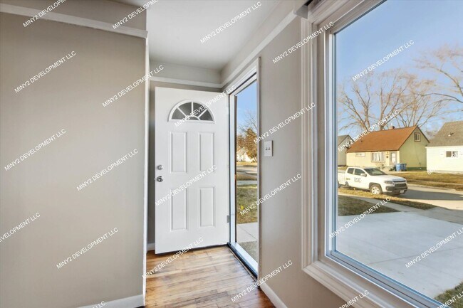 Building Photo - Charming 3-bedroom home on Lauren Ave. in ...