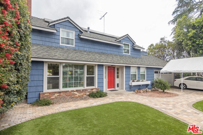 Building Photo - 5326 Leghorn Ave