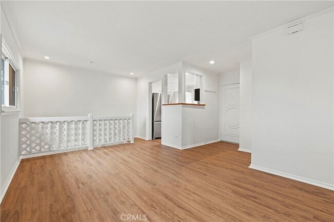 Foto del edificio - 65 Grace Terrace