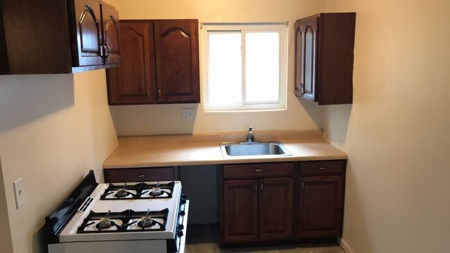 Foto del edificio - 2535 Lysle Ln