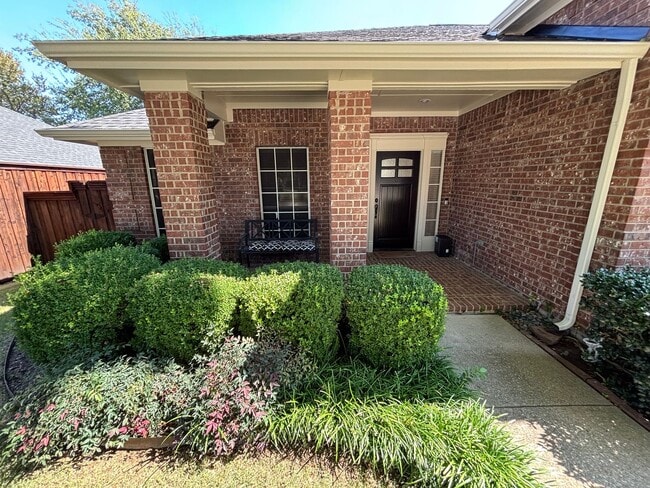 Foto del edificio - Great Flower Mound Location!