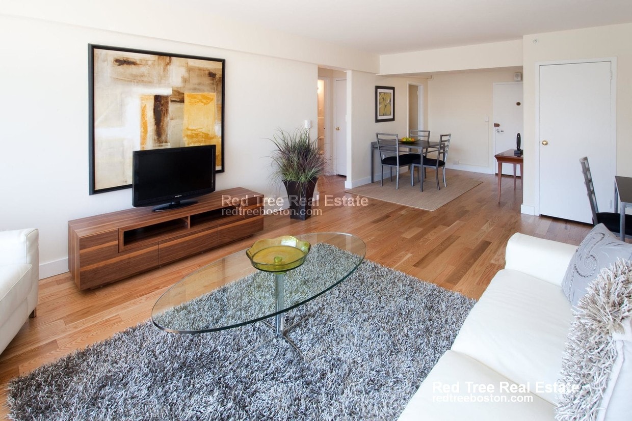 Foto principal - 1440 Beacon St