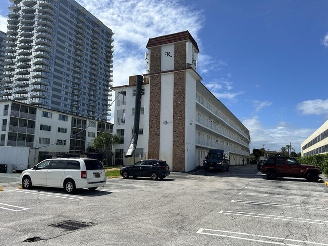 Foto del edificio - 4500 N Flagler Dr
