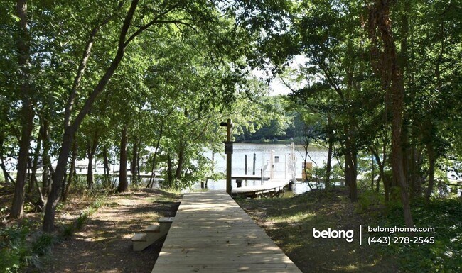 Foto del edificio - 223 Mariners Point Dr