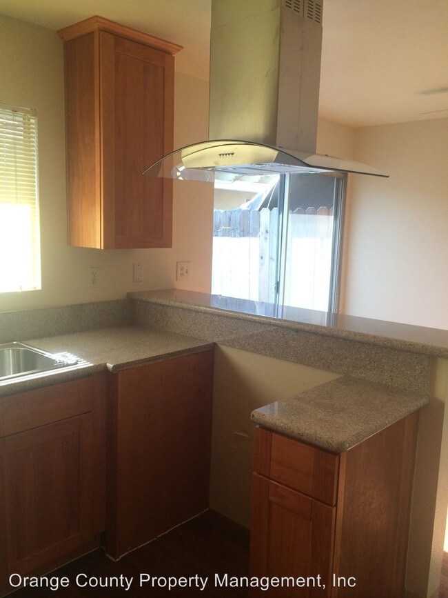 Building Photo - 3227 W Cabot Dr