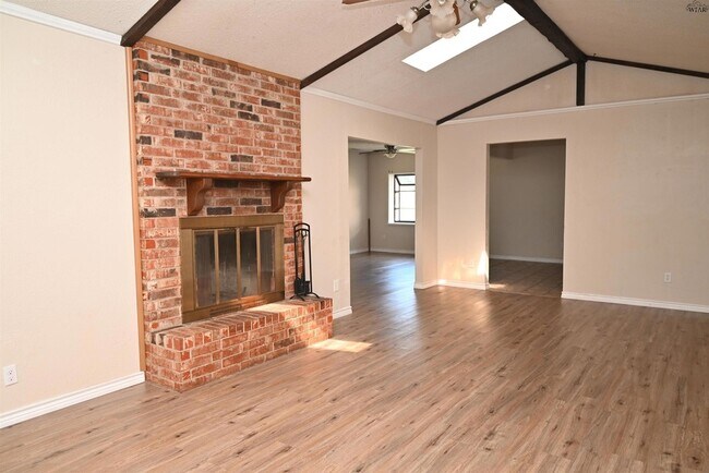 Foto del edificio - 4718 Tammy Dr