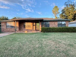Building Photo - 4126 Lavell Ave