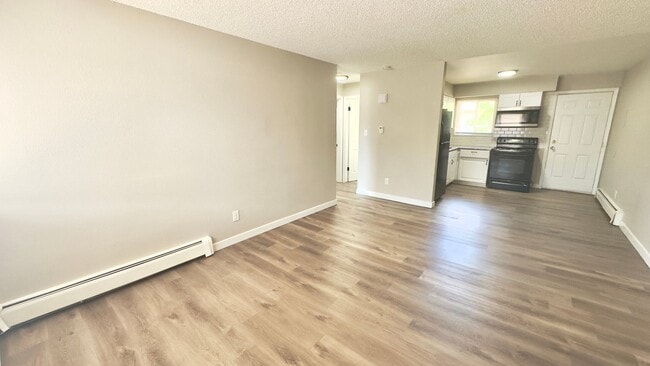 Photo - 2915 Straus Ln Apartment