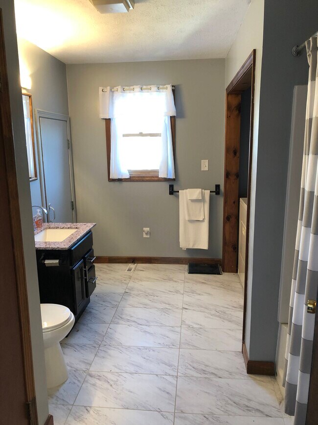 Foto del edificio - 8 Raymond St