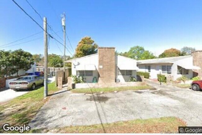 Foto del edificio - 914 N 16th Ct