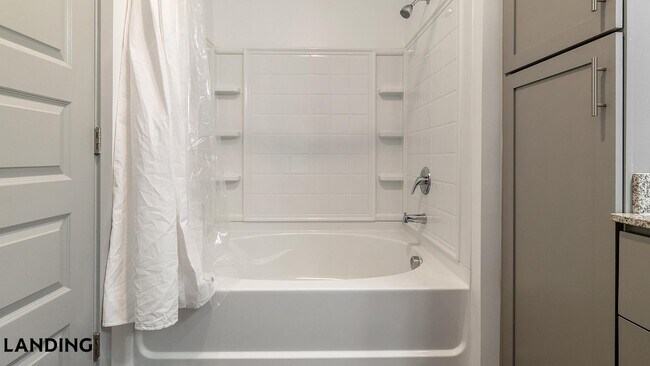 Foto del edificio - 100 Wildwood Ct