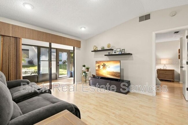 Photo - 2131 Ridge Rd S. -#108 House