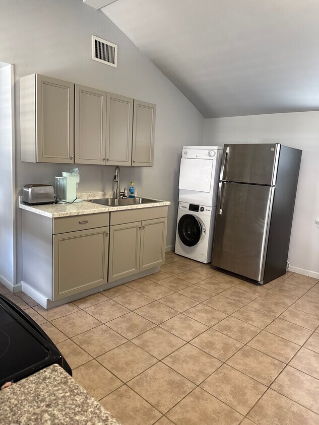 Foto principal - 838 2nd St