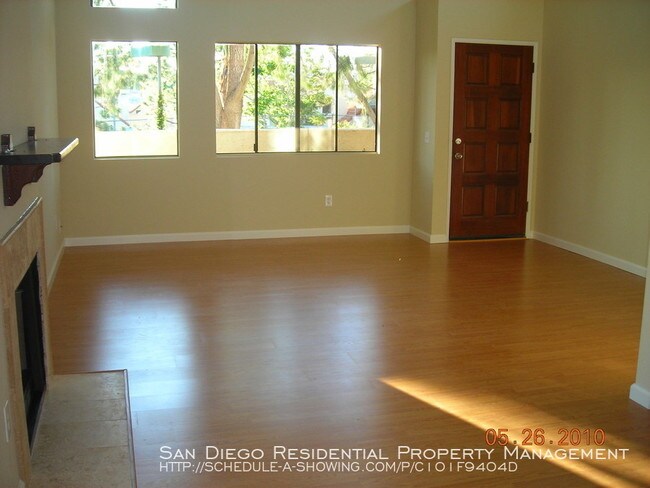 Foto del edificio - 367 N Melrose Dr