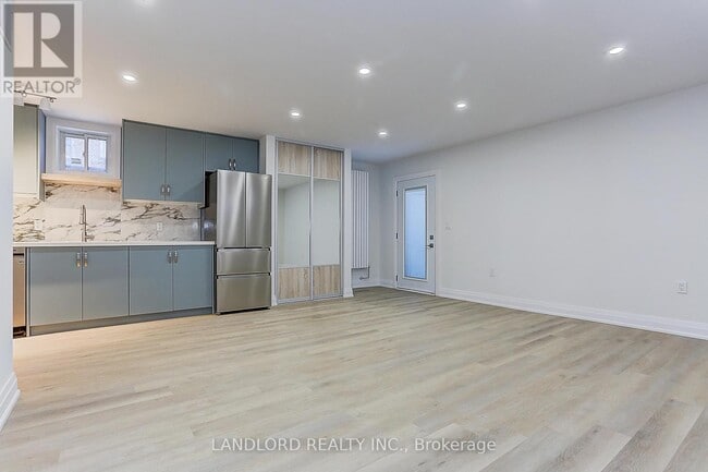 Building Photo - 30 Lambton Ave