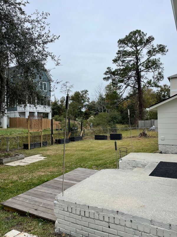 Photo - 1089 Buist House